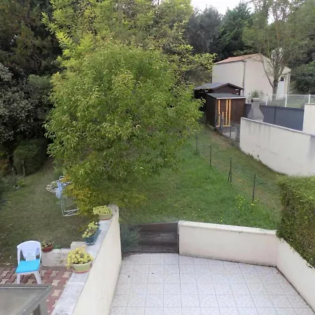 Apartment Meschers-sur-gironde, 2 Pieces, 4 Personnes - Fr-1-305c-30 *